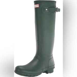 Womens Green tall HUNTER boots